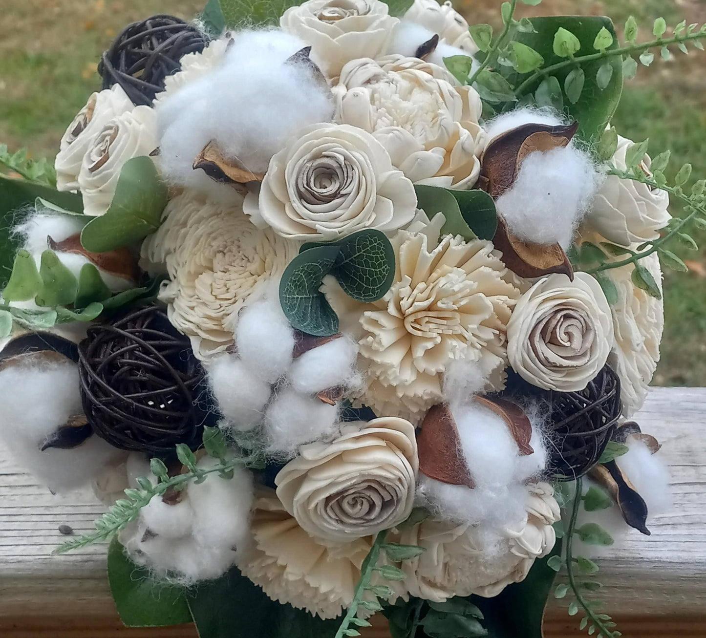 Country Inspired Wedding Bouquet with a matching Boutonniere