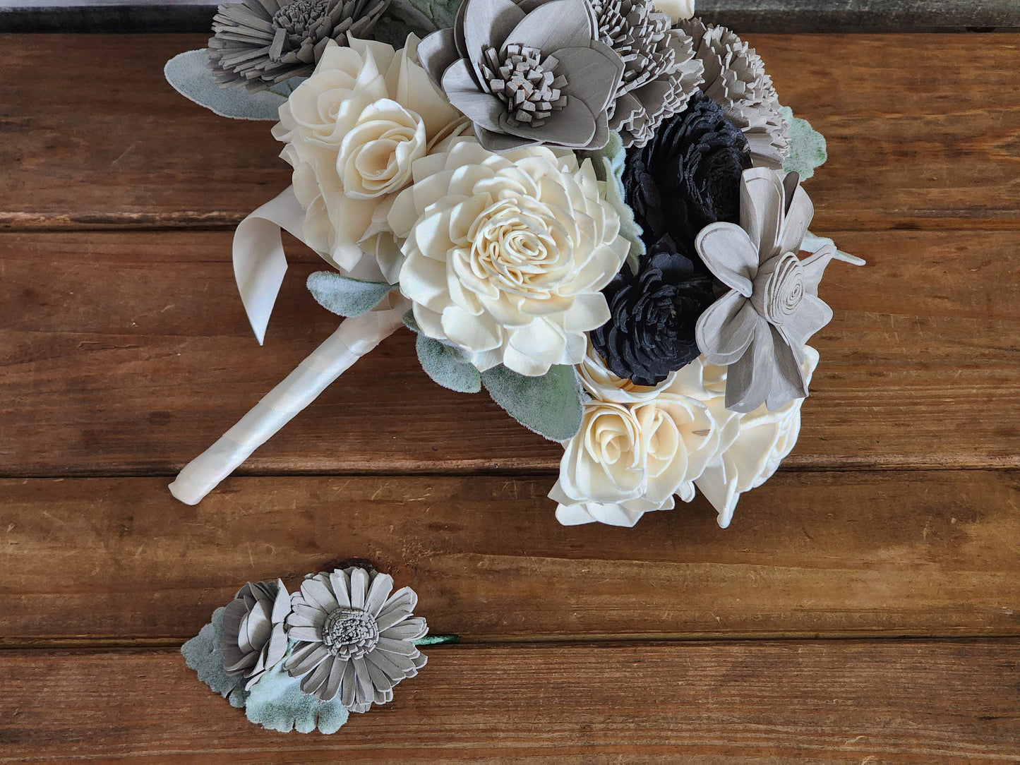 Wedding Bouquet with a matching Boutonniere in Ivory, Black and Gray