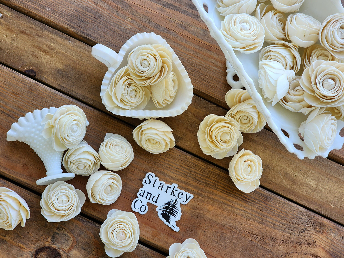 Wood Flowers, Ranunculus (Set of 12)