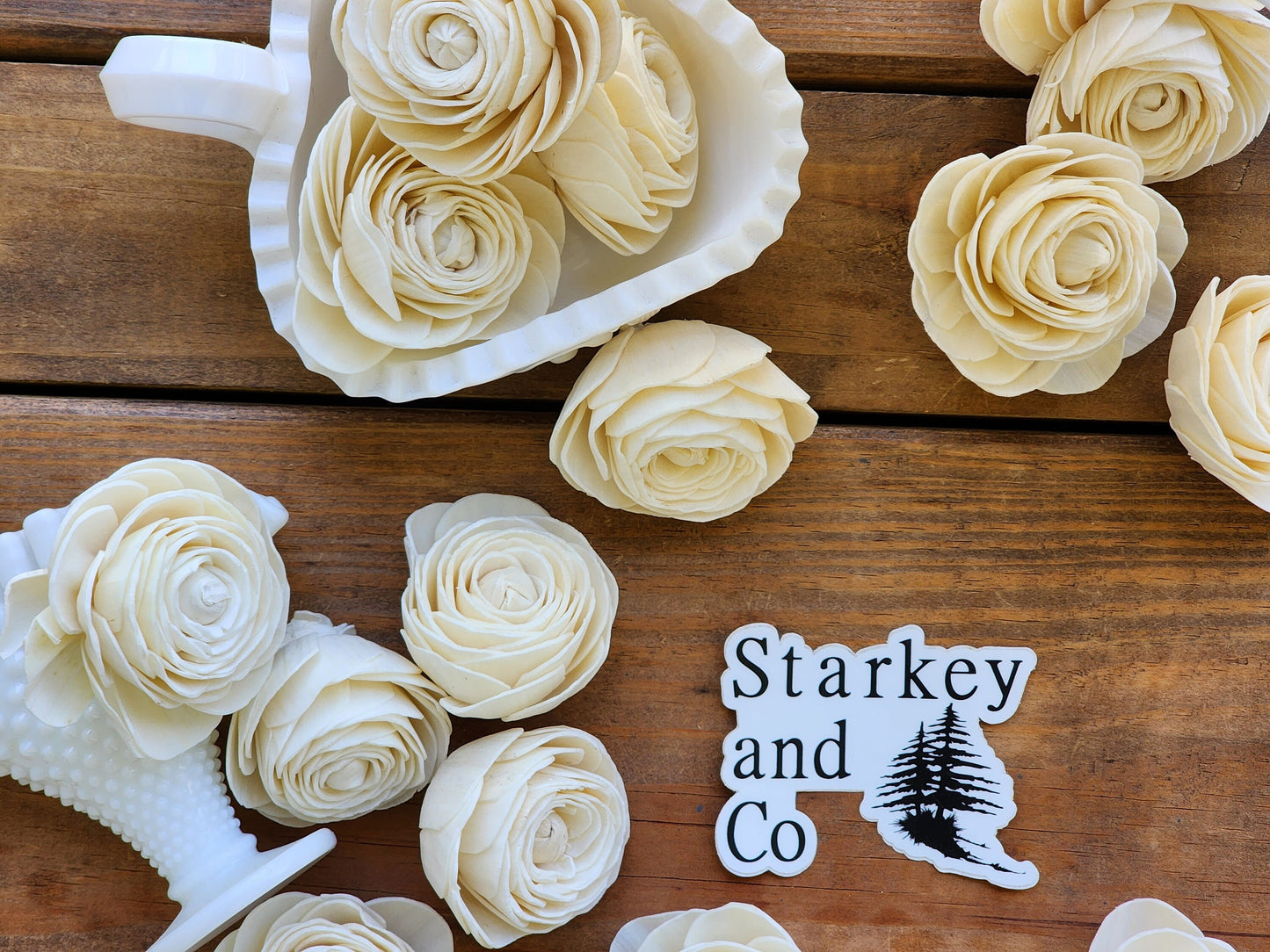 Wood Flowers, Ranunculus (Set of 12)