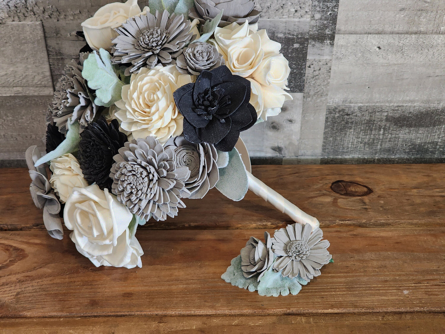 Wedding Bouquet with a matching Boutonniere in Ivory, Black and Gray