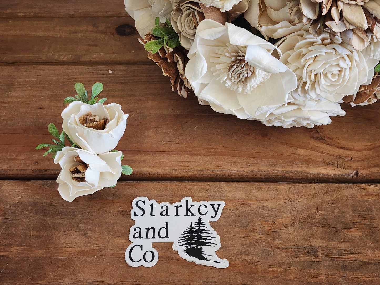 Country Inspired Wedding Bouquet with a matching Boutonniere