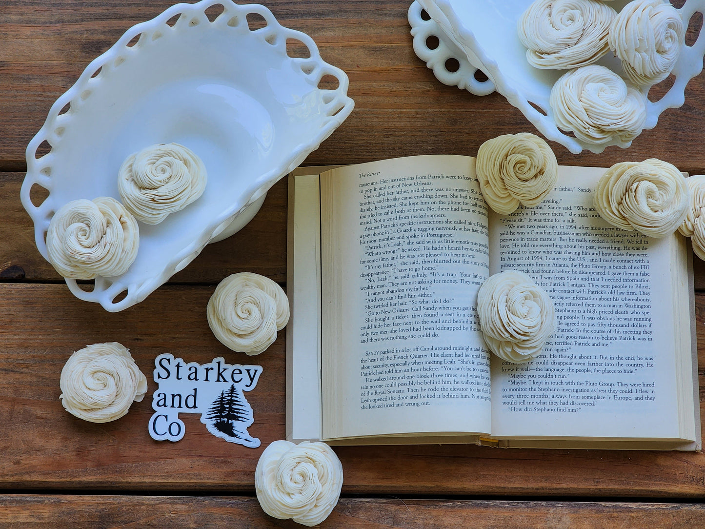 Wood Flowers, Shell (Set of 12)