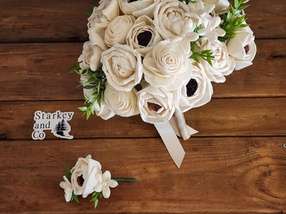 Classic Wedding Bouquet with a matching Boutonniere in Ivory