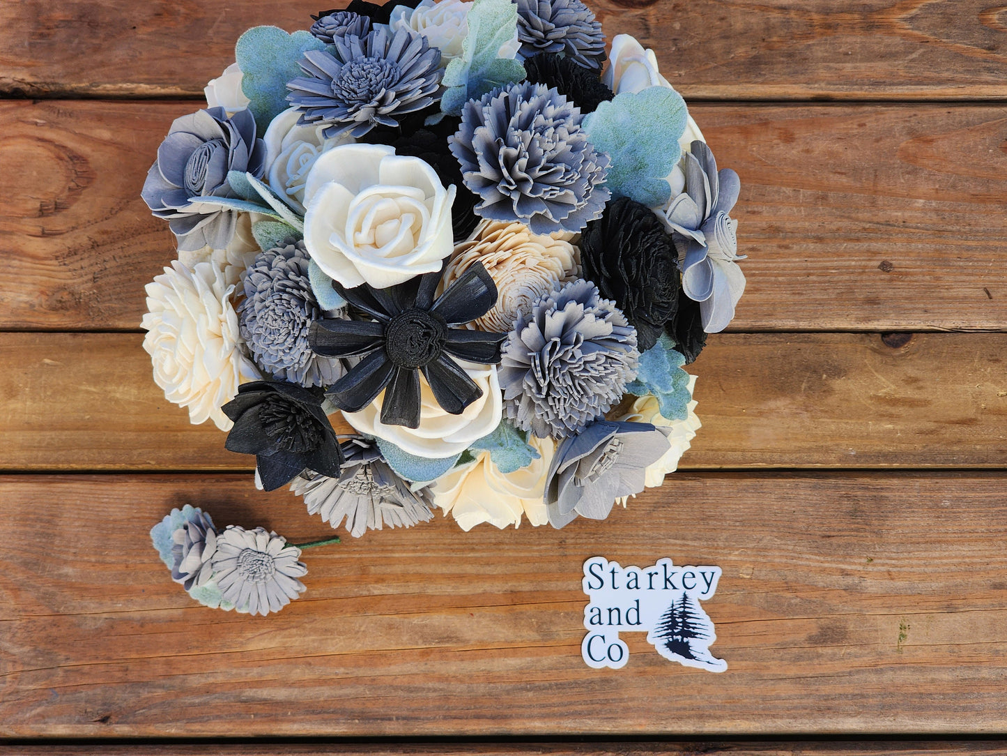 Wedding Bouquet with a matching Boutonniere in Ivory, Black and Gray