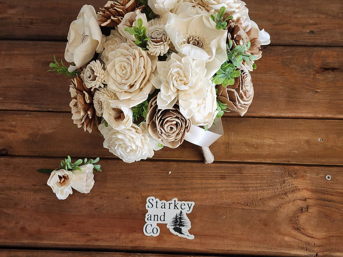 Country Inspired Wedding Bouquet with a matching Boutonniere