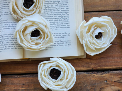 Wood Flowers, Thistle Center Beach Rose (Set of 12)