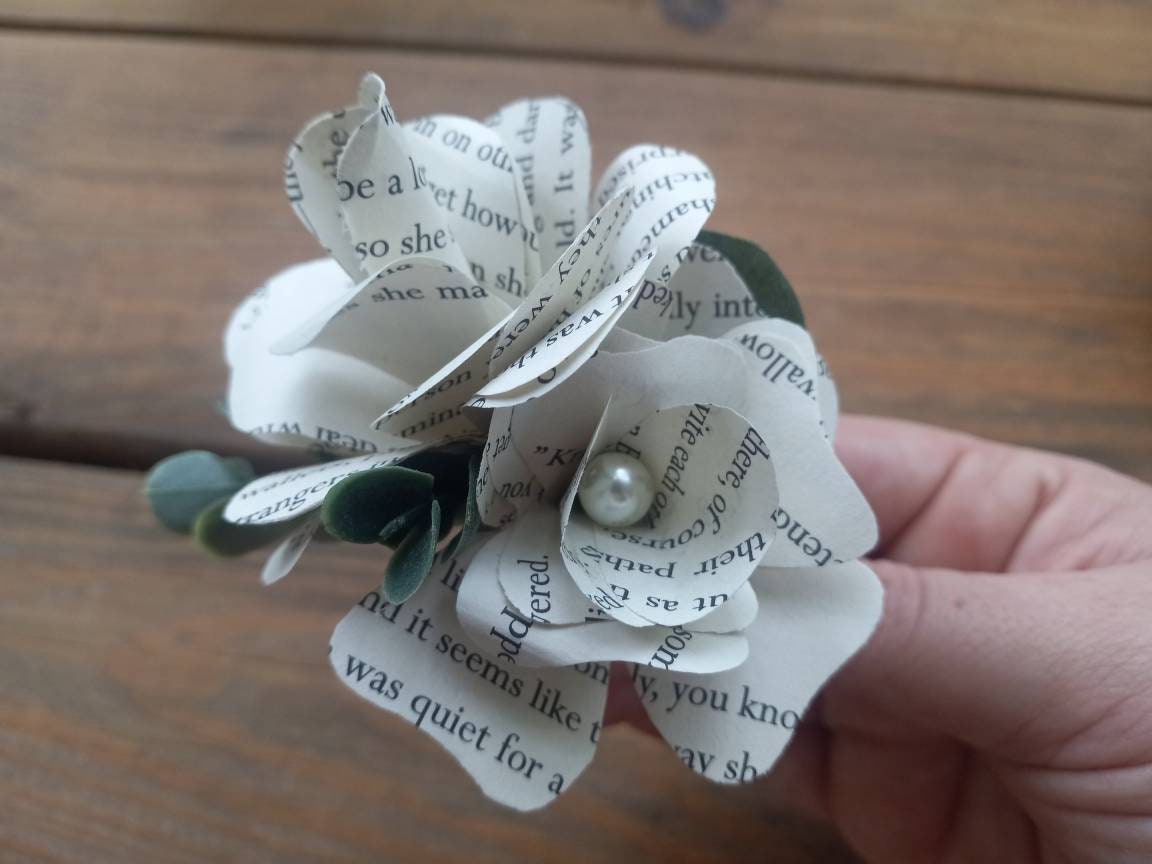 Book Page Flower Boutonniere, Double Bloom Boutonniere, Book Lover Wedding Boutonniere, Literary Wedding, Paper Flower Groom Boutonniere