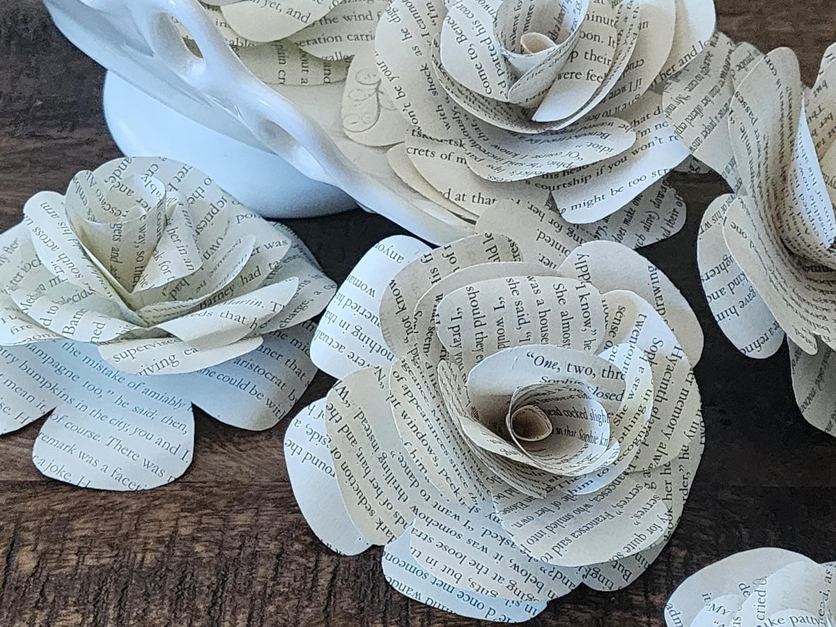 25 Handmade Stemless Book Page Flowers, DIY Wedding Bouquet Flowers, Paper Roses, Literary Wedding Decor, Craft Flower Supplies