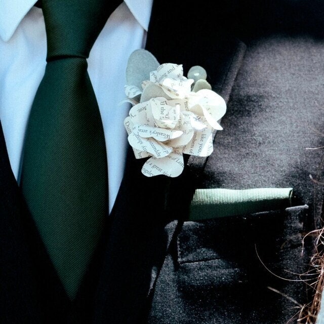 Book Page Flower Boutonniere, Double Bloom Boutonniere, Book Lover Wedding Boutonniere, Literary Wedding, Paper Flower Groom Boutonniere