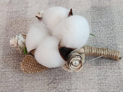 Groom or  Groomsmen Boutonniere – Natural Cotton & Book Page Rosettes with Pearl Accents, Rustic Literary Wedding Flower, Farmhouse Wedding