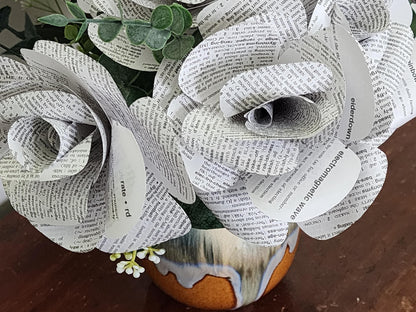 Dictionary Book Page Roses, Book Page Flowers, Handmade Paper Roses, Literary Gift, Book Lover Decor, Book Art, Teacher Appreciation Gift