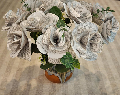 Dictionary Book Page Roses, Book Page Flowers, Handmade Paper Roses, Literary Gift, Book Lover Decor, Book Art, Teacher Appreciation Gift