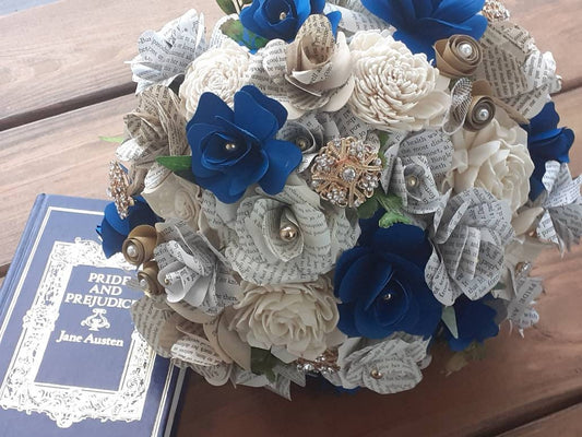 Wedding Bouquet w/ Pride and Prejudice Book Page Flowers, Jane Austen Wedding Theme, Bouquet accented w/ Brooches, Vintage Style Bride