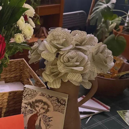 Wuthering Heights Book Roses, Book Page Flowers, Handmade Paper Roses, Literary Gift, Classic Literature, Book Lover Decor, Emily Bronte